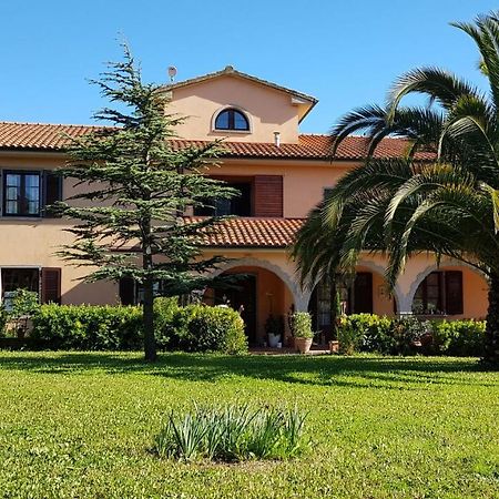 Villa Mandrioli Cecina  Extérieur photo