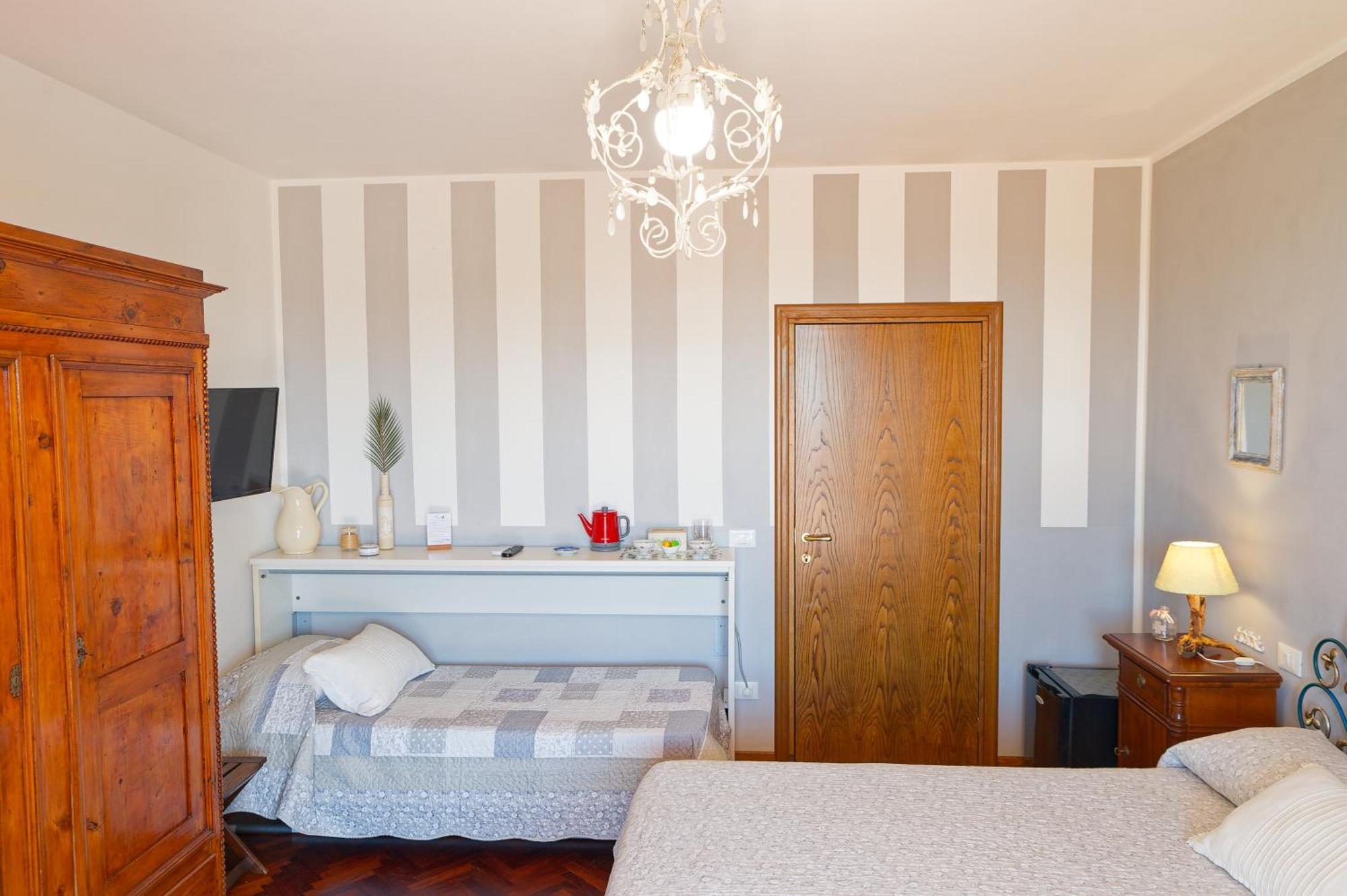 Villa Mandrioli Cecina  Extérieur photo