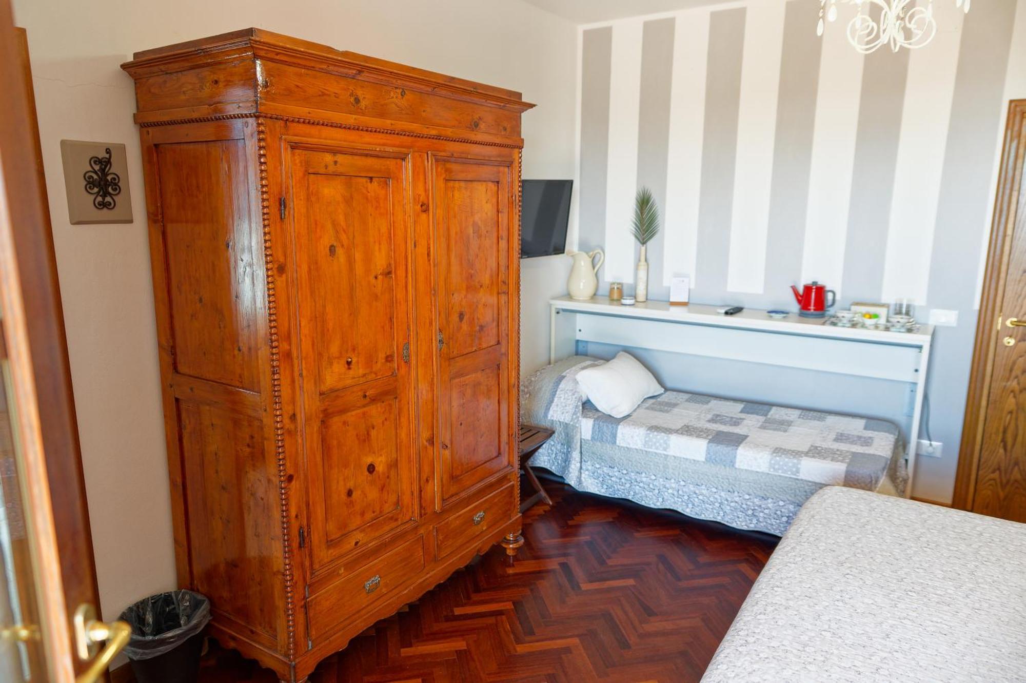 Villa Mandrioli Cecina  Extérieur photo